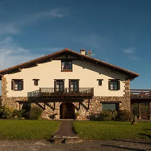 Country house Casa Peluaga